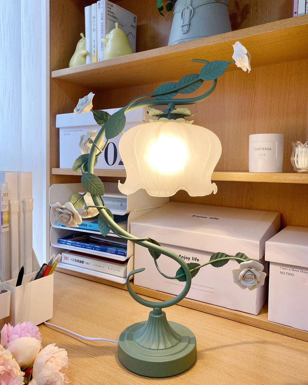 Ron Rose Flower Table Lamp
