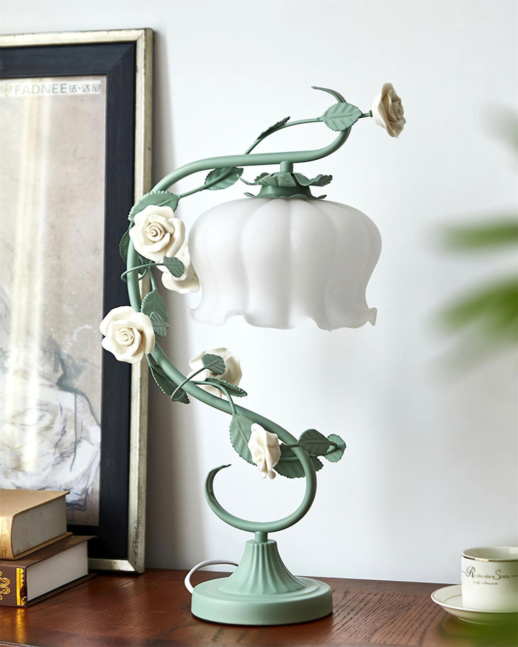 Ron Rose Flower Table Lamp