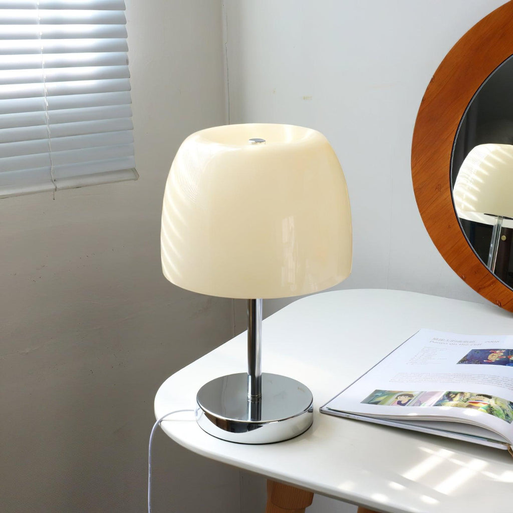 Roxboro Table Lamp