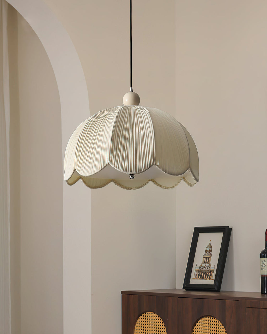 Ruffle Pendant Lamp