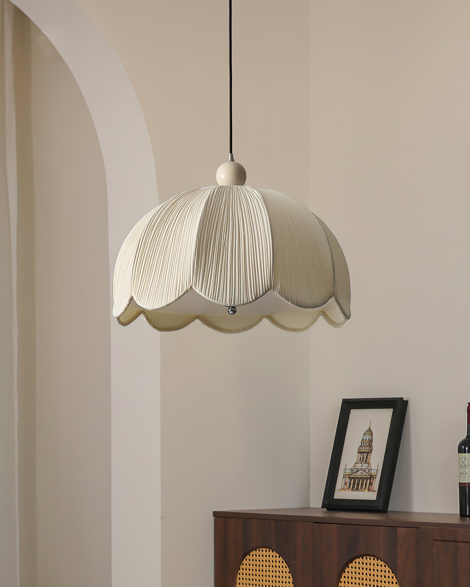 Ruffle Pendant Lamp