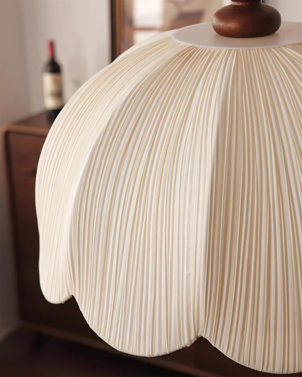 Ruffle Pendant Lamp