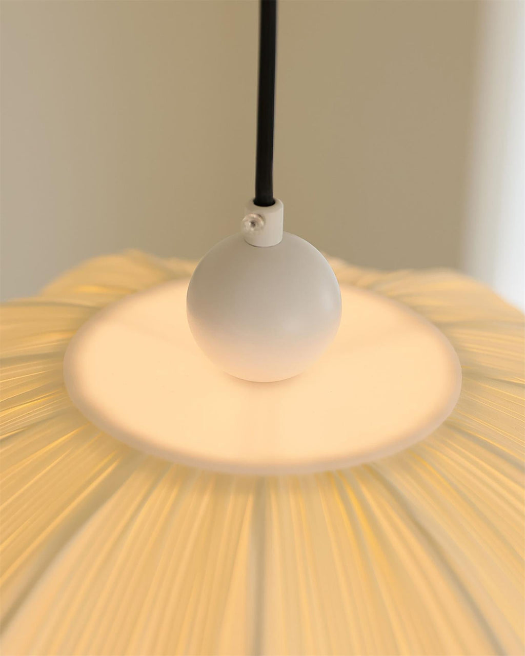 Ruffle Pendant Lamp