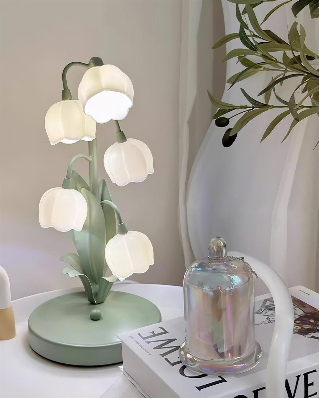Sara Orchid Table Lamp