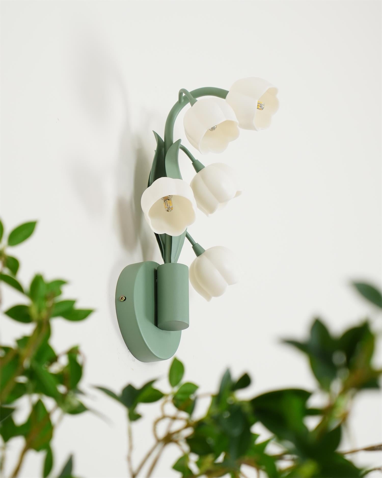 Sara Orchid Wall Lamp