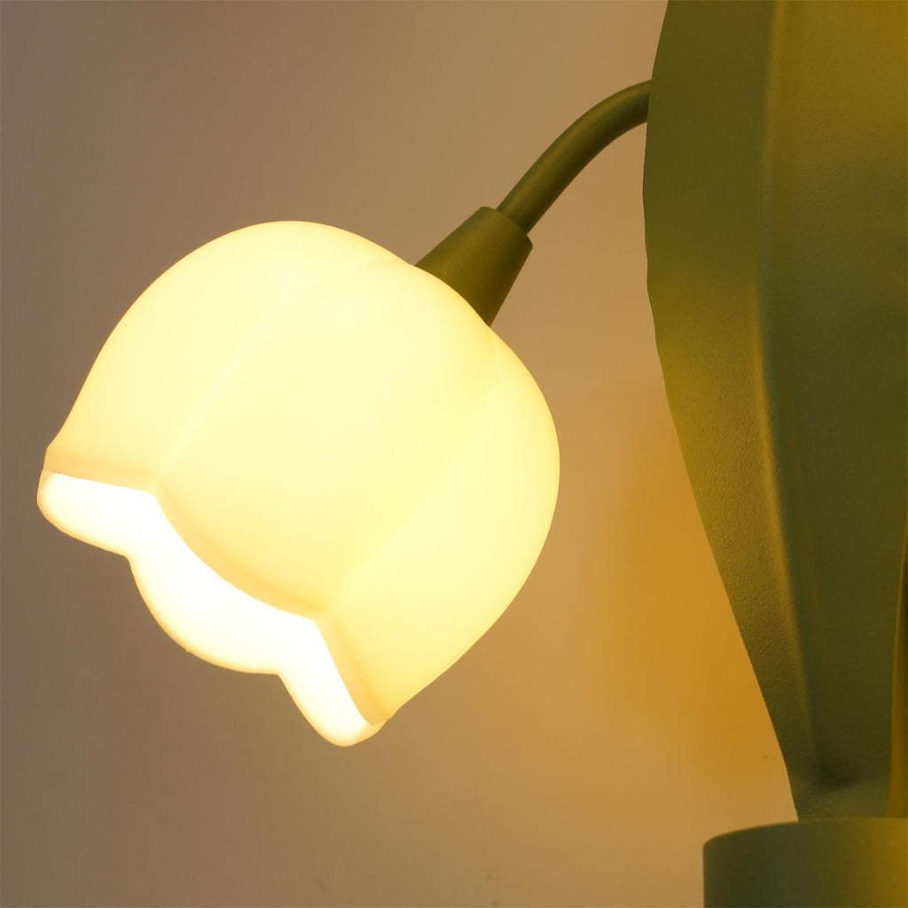 Sara Orchid Wall Lamp