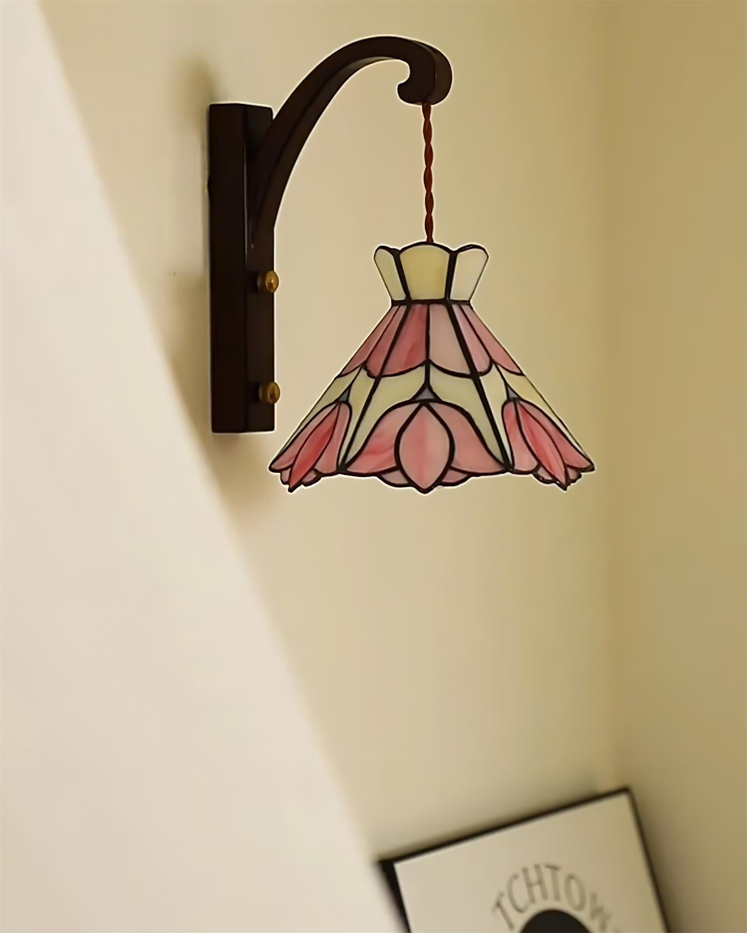 Serena Tiffany Plug In Wall Lamp