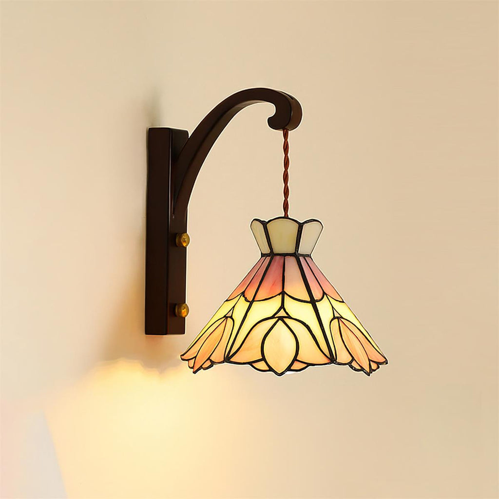 Serena Tiffany Plug In Wall Lamp