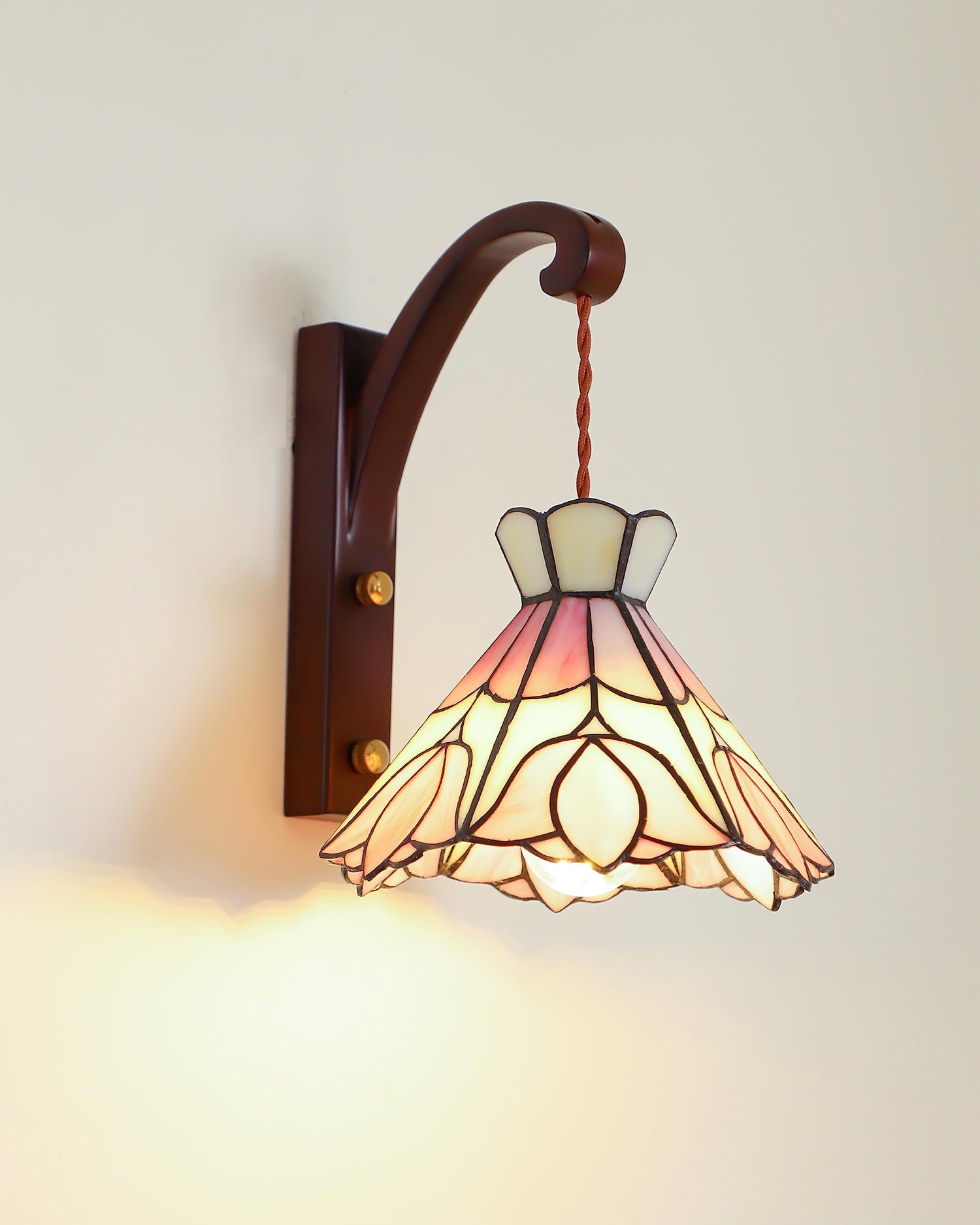 Serena Tiffany Wall Lamp