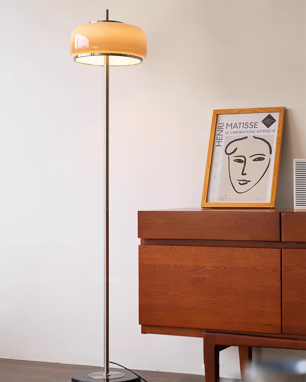 Solevia Floor Lamp