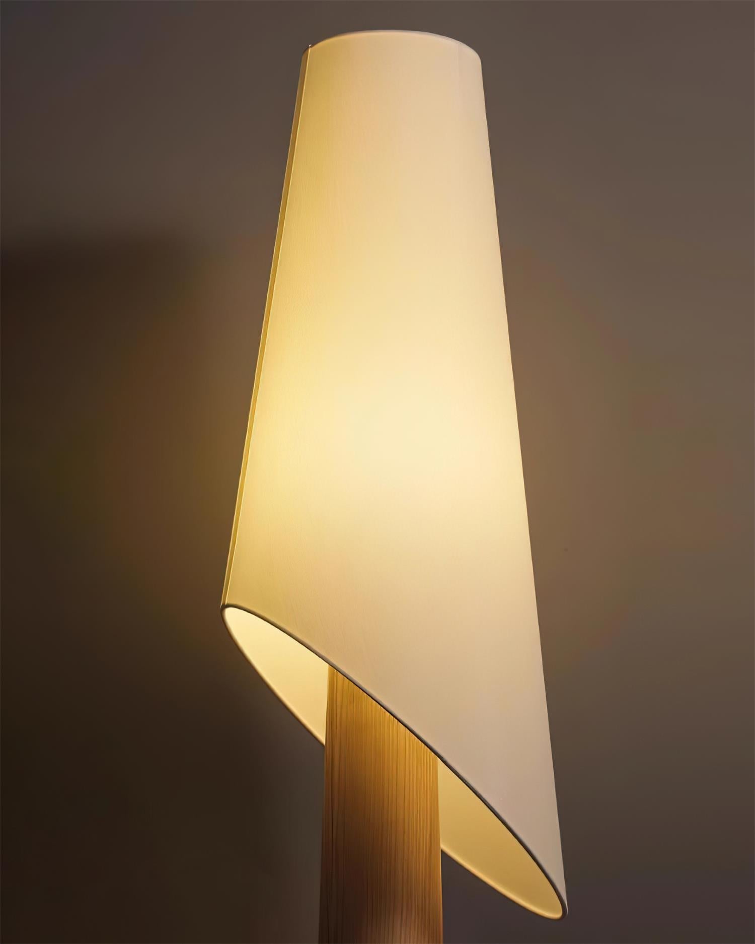 Solstice Flow Floor Lamp