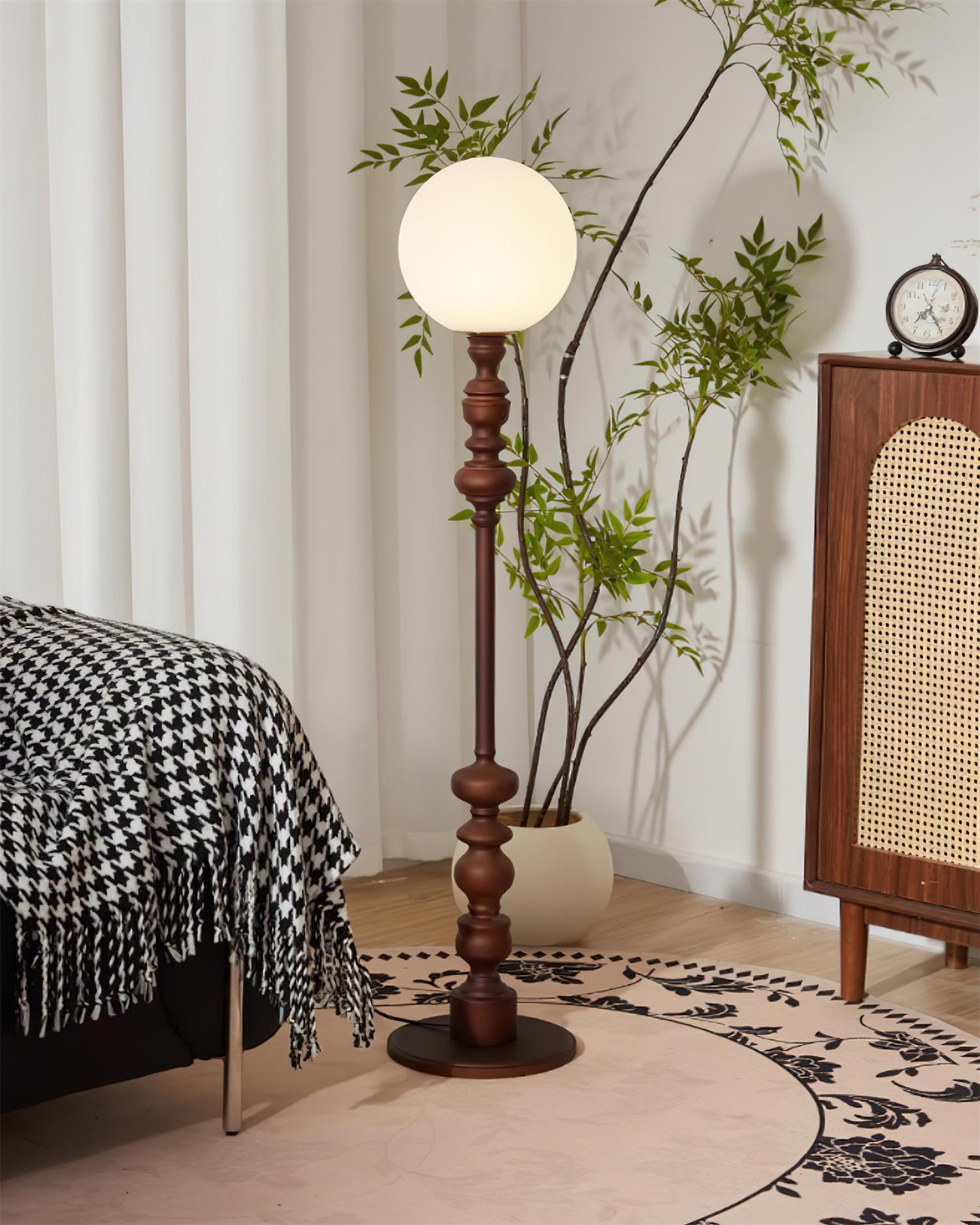 Sphereline Floor Lamp