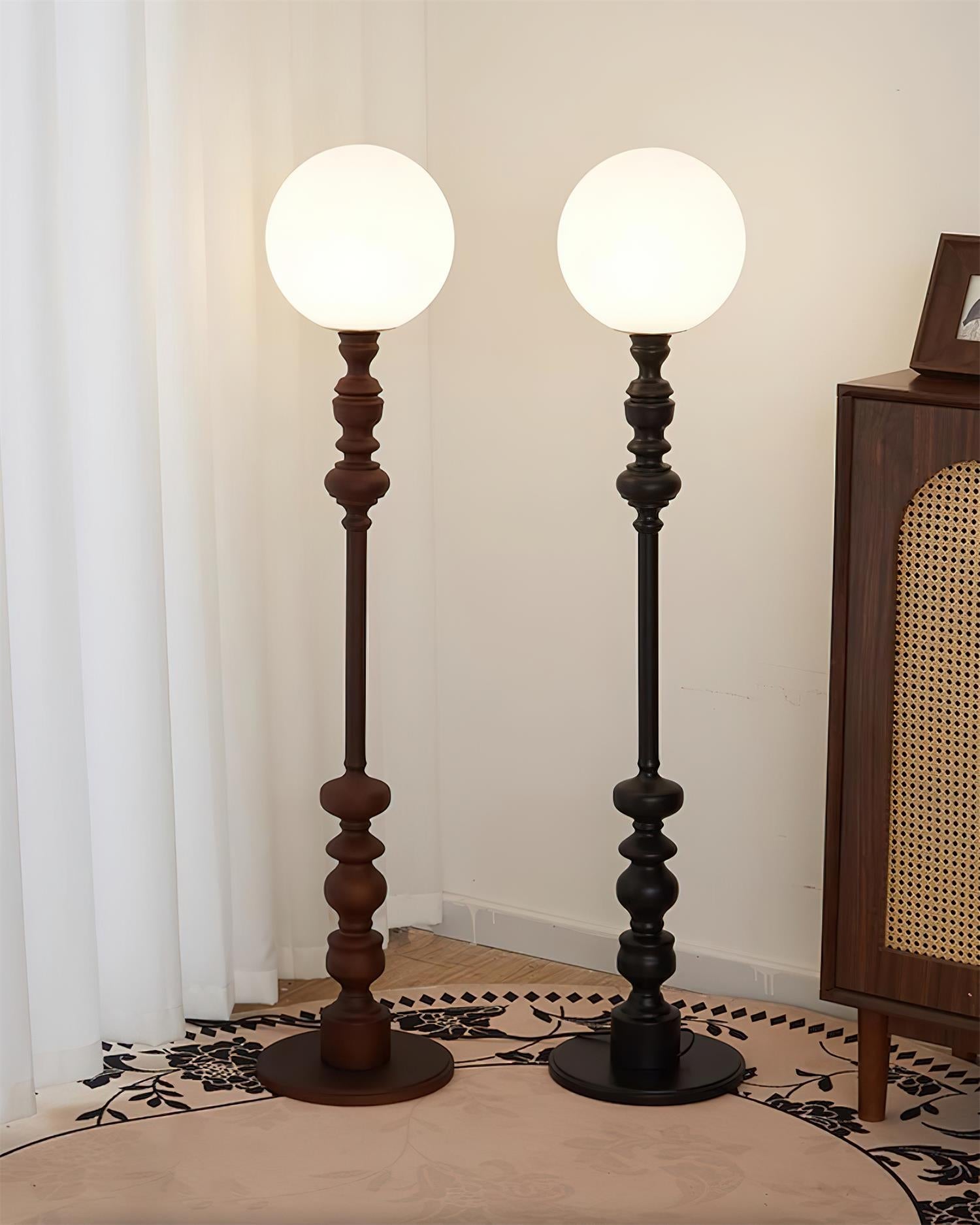 Sphereline Floor Lamp