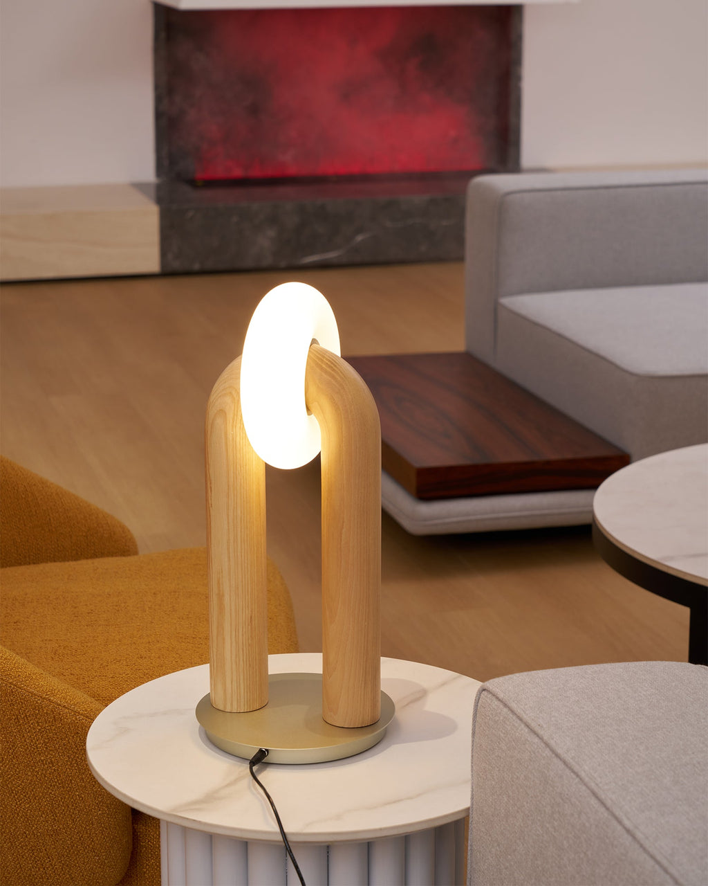 Teelo Table Lamp