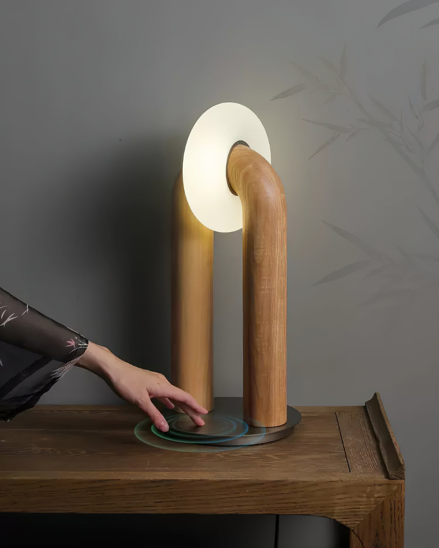 Teelo Table Lamp