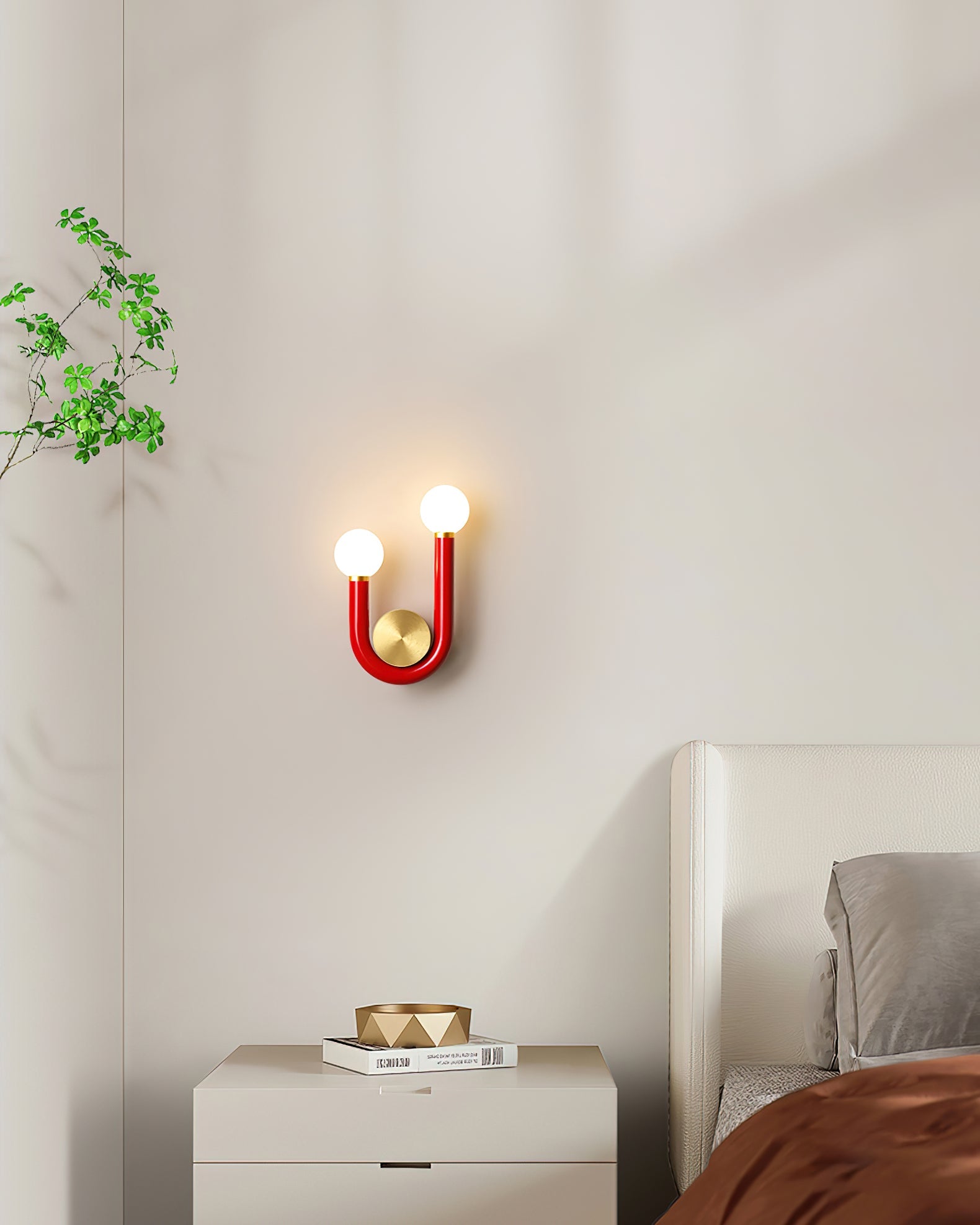Thalia U Wall Lamp