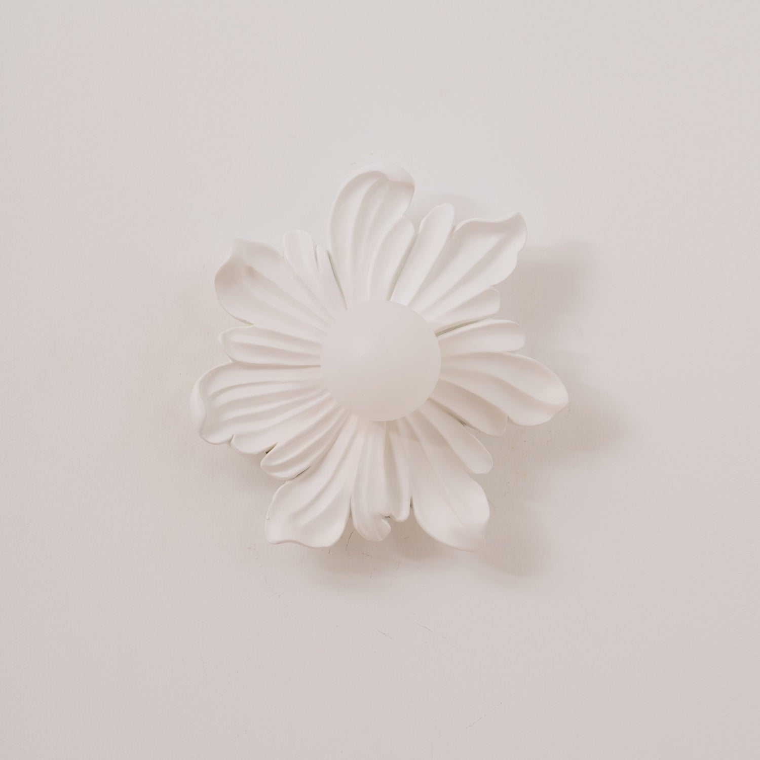 Tina Flower Wall Lamp