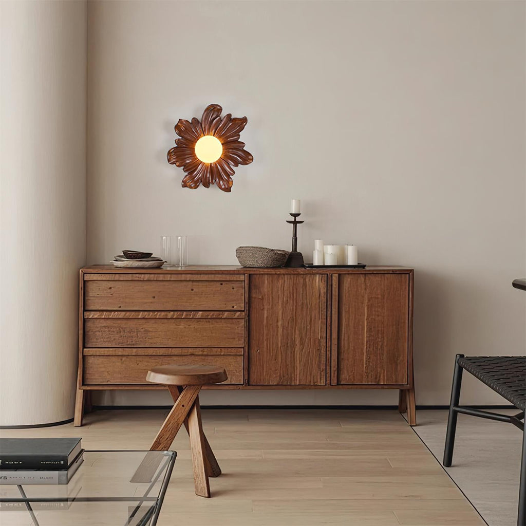 Tina Flower Wall Lamp