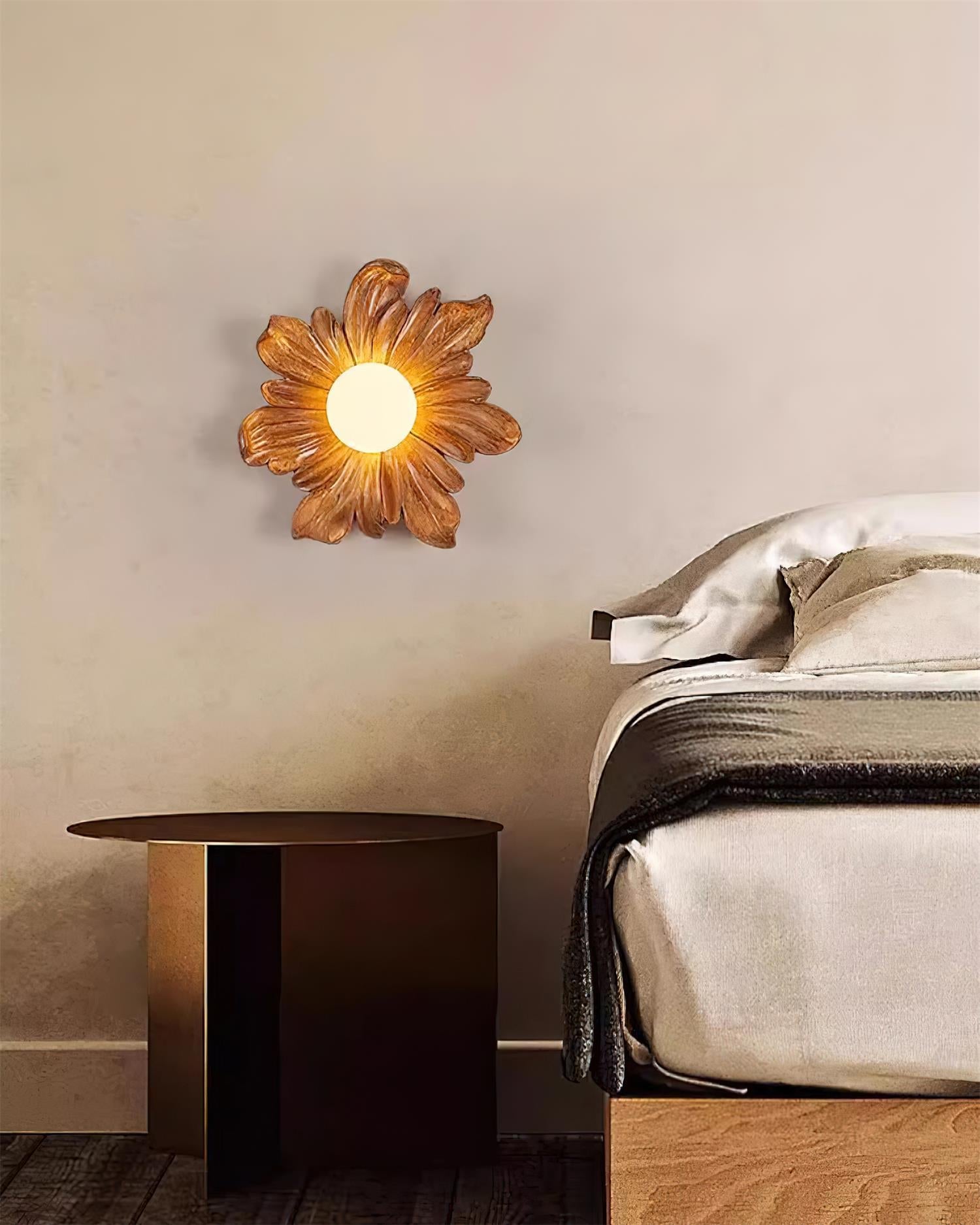 Tina Flower Wall Lamp