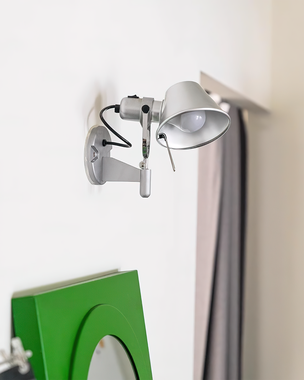 Tolomeo Wall Lamp