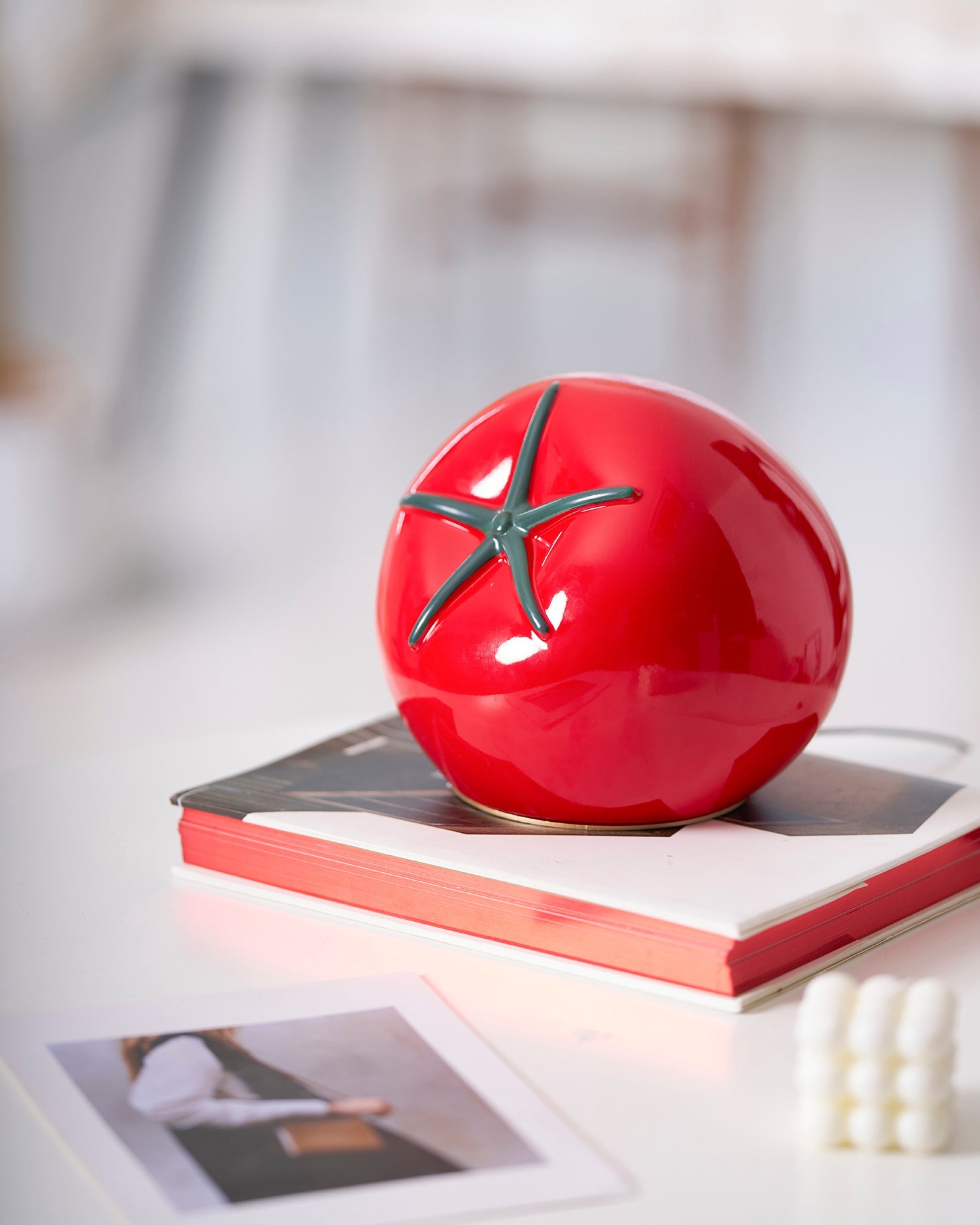 Tomato Resin Table Lamp