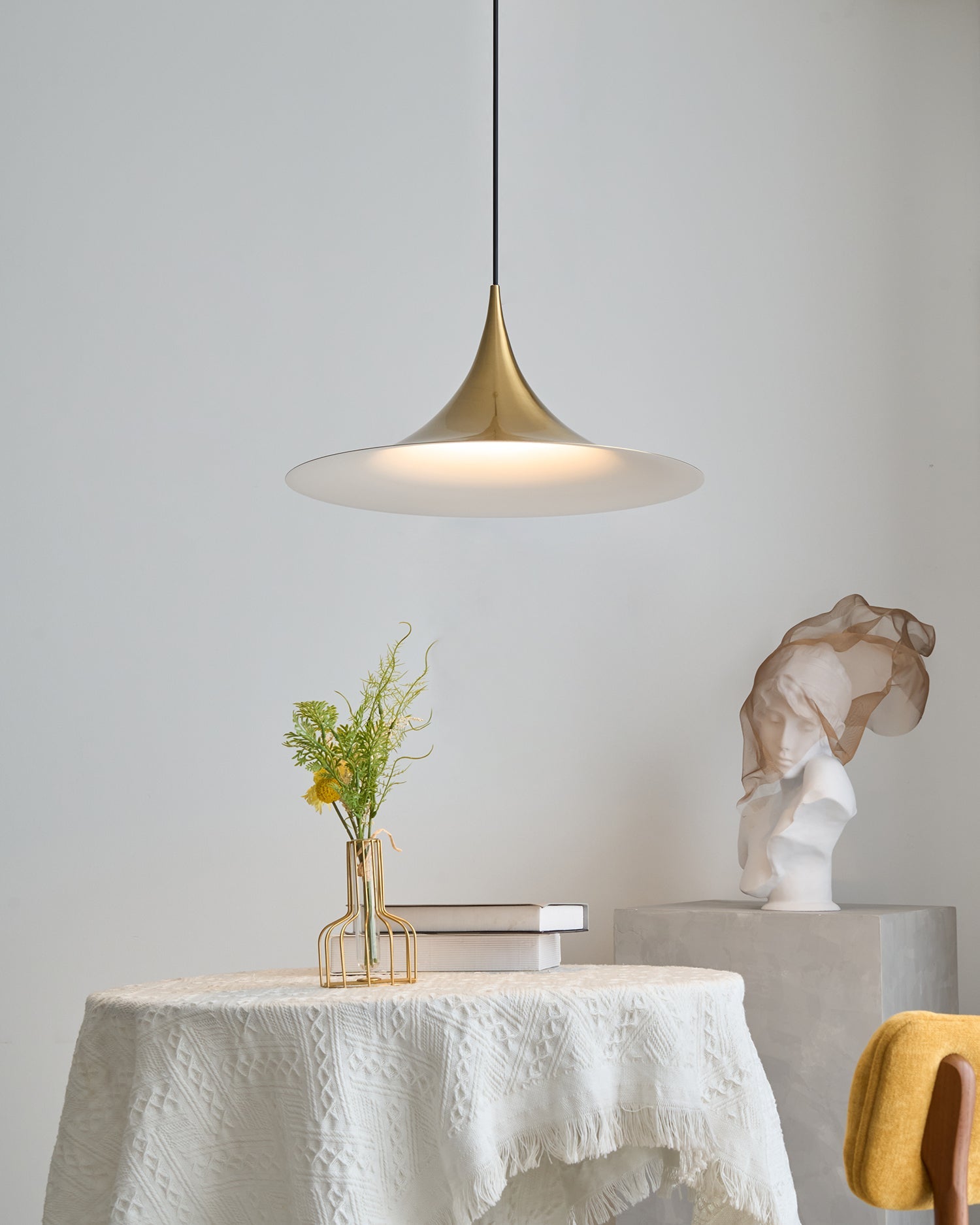 Trumpet Pendant Lamp