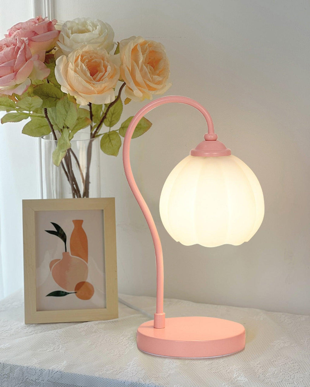 Tulip Shaped Table Lamp
