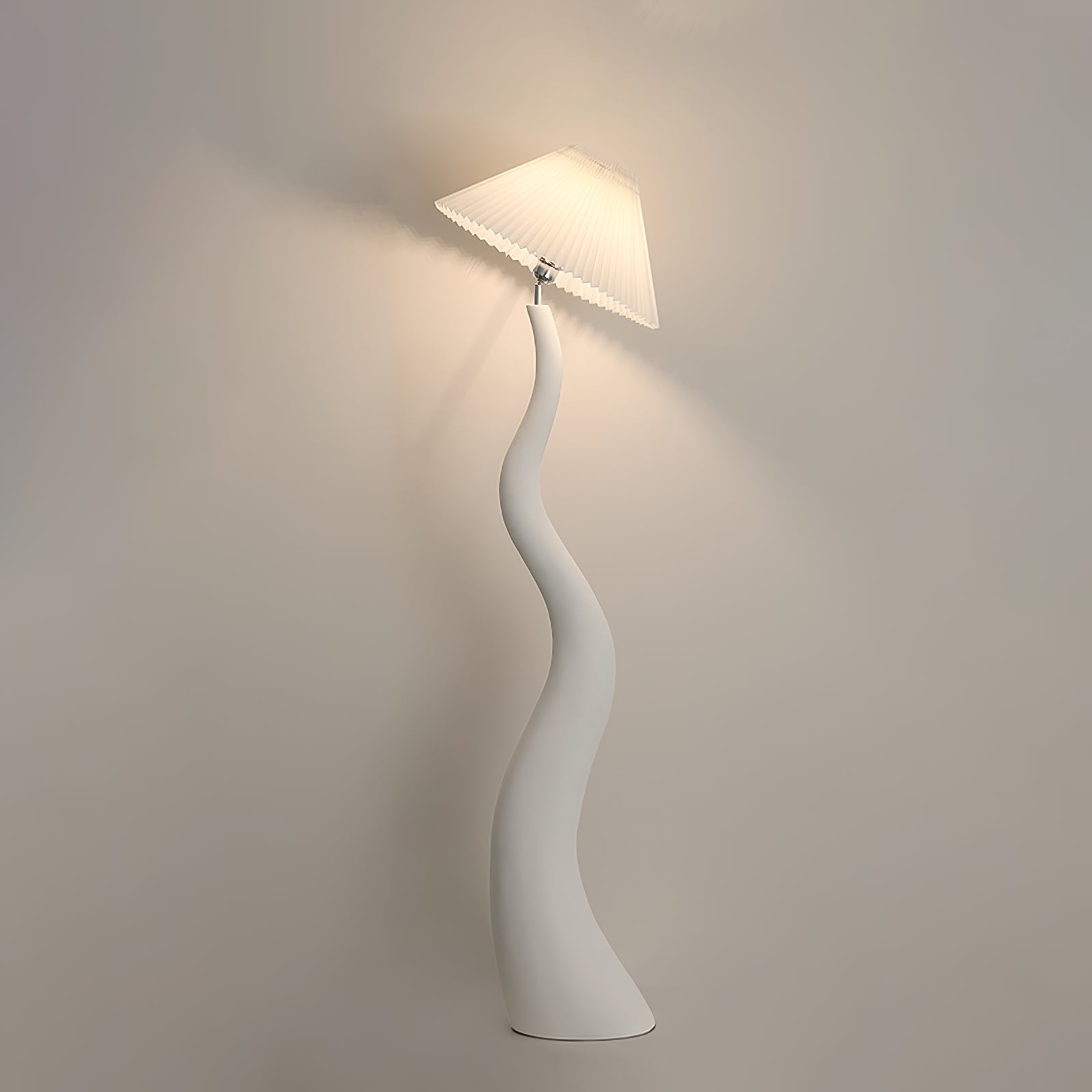 Haruki Twisted Floor Lamp