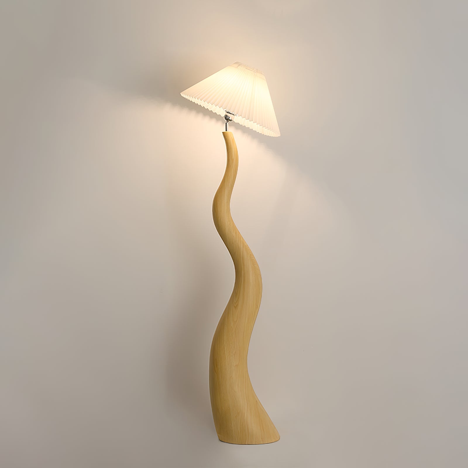 Haruki Twisted Floor Lamp
