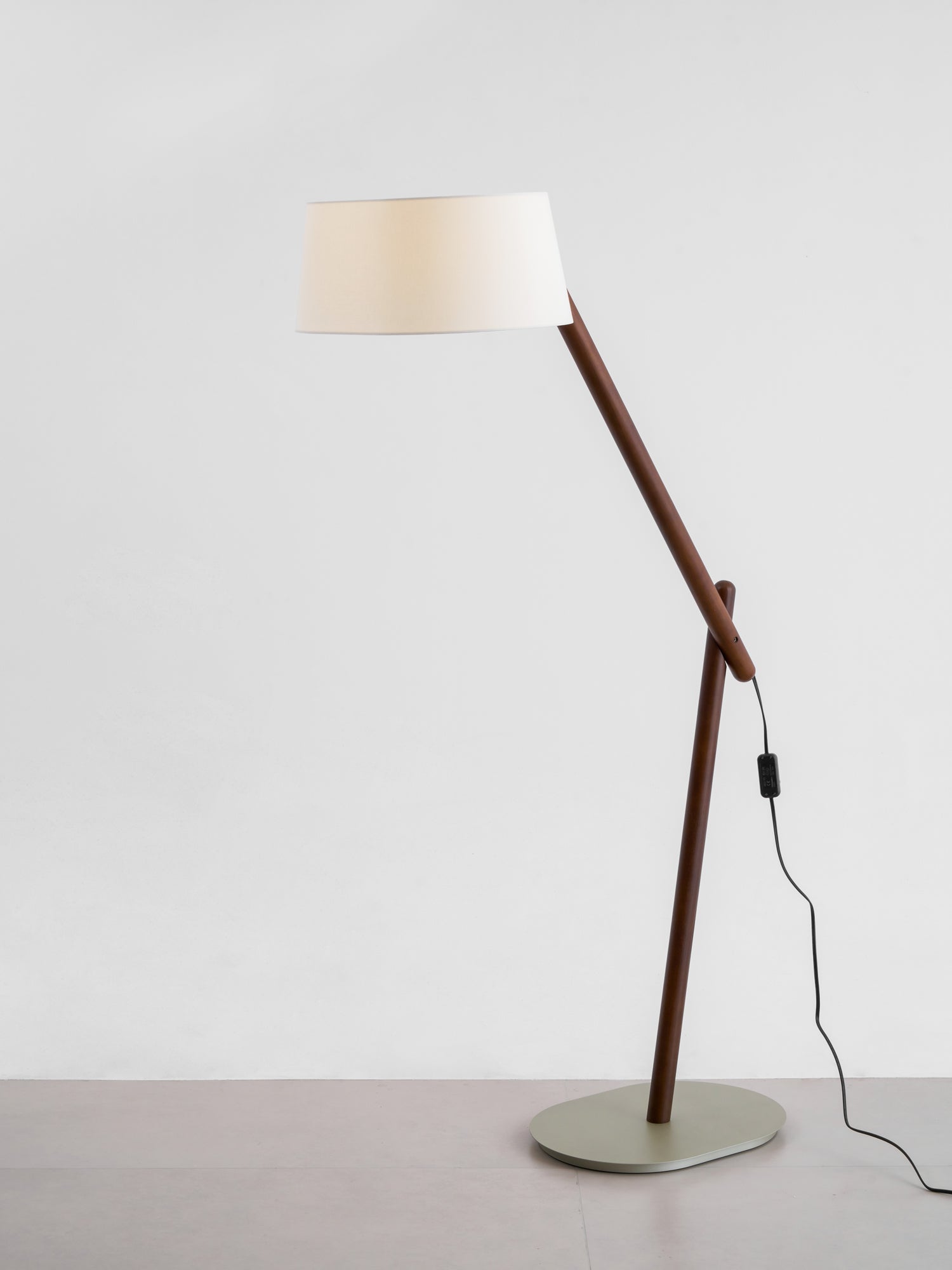 Valeo Floor Lamp