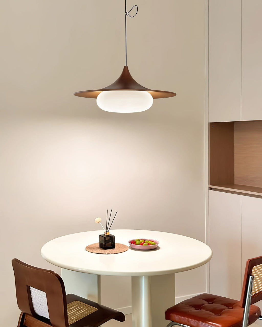 Veluna Swing Arm Pendant Lamp