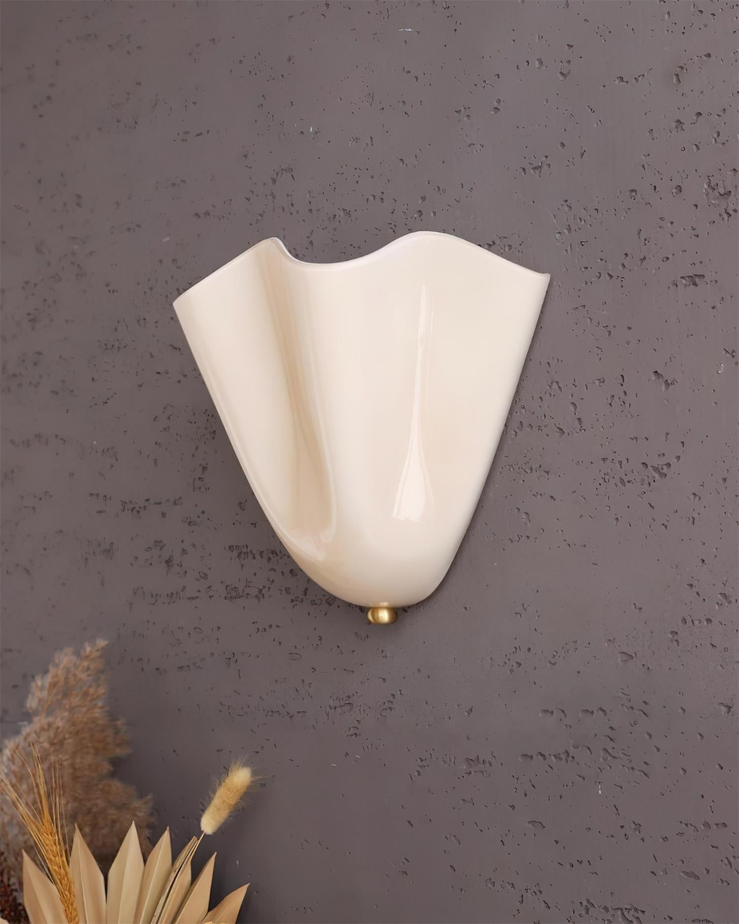 Vera Wall Lamp