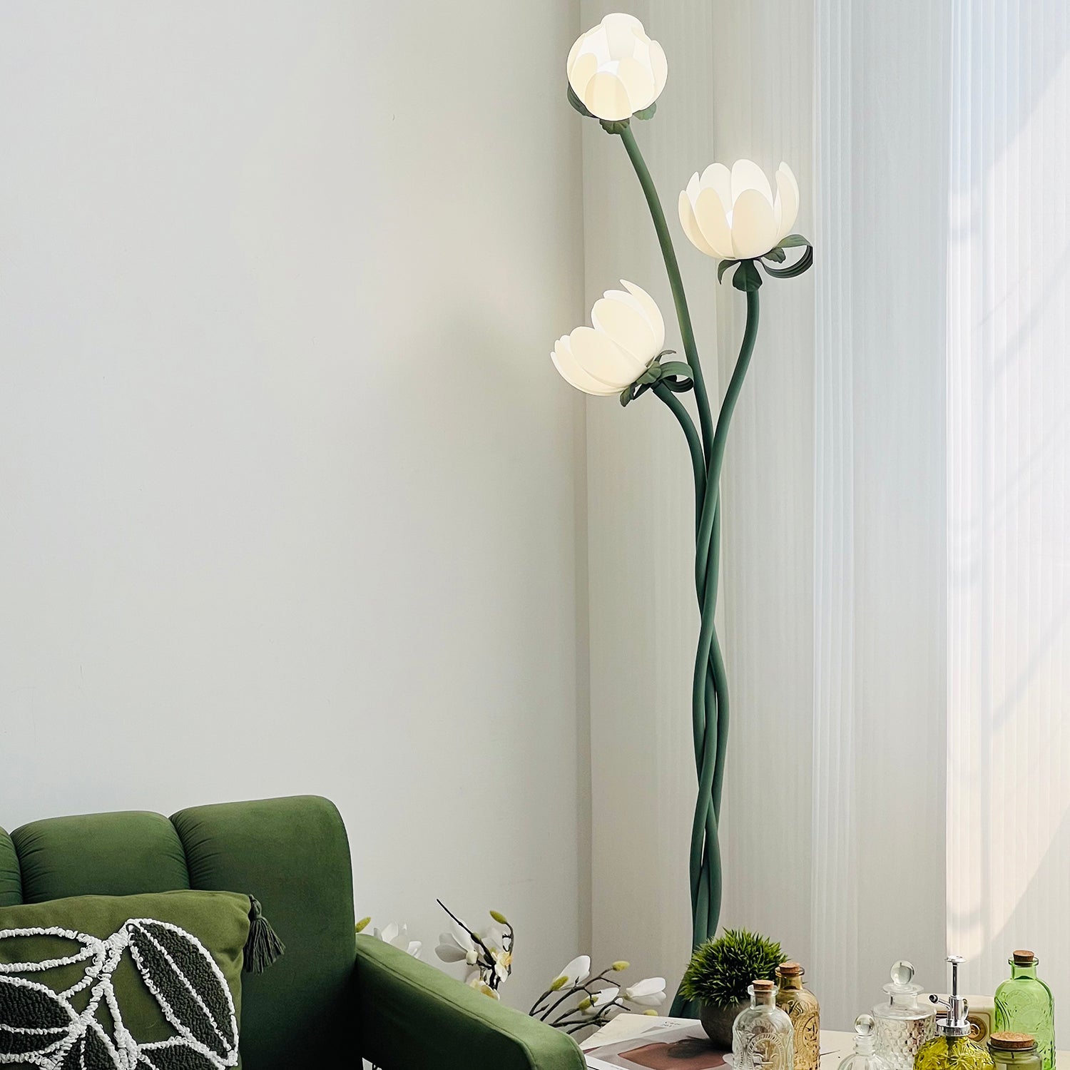 Verdina Floor Lamp