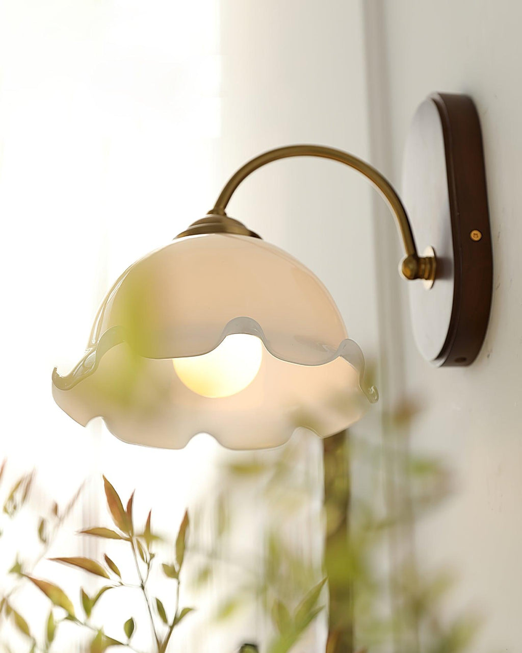 Vintage Flower Wall Lamp