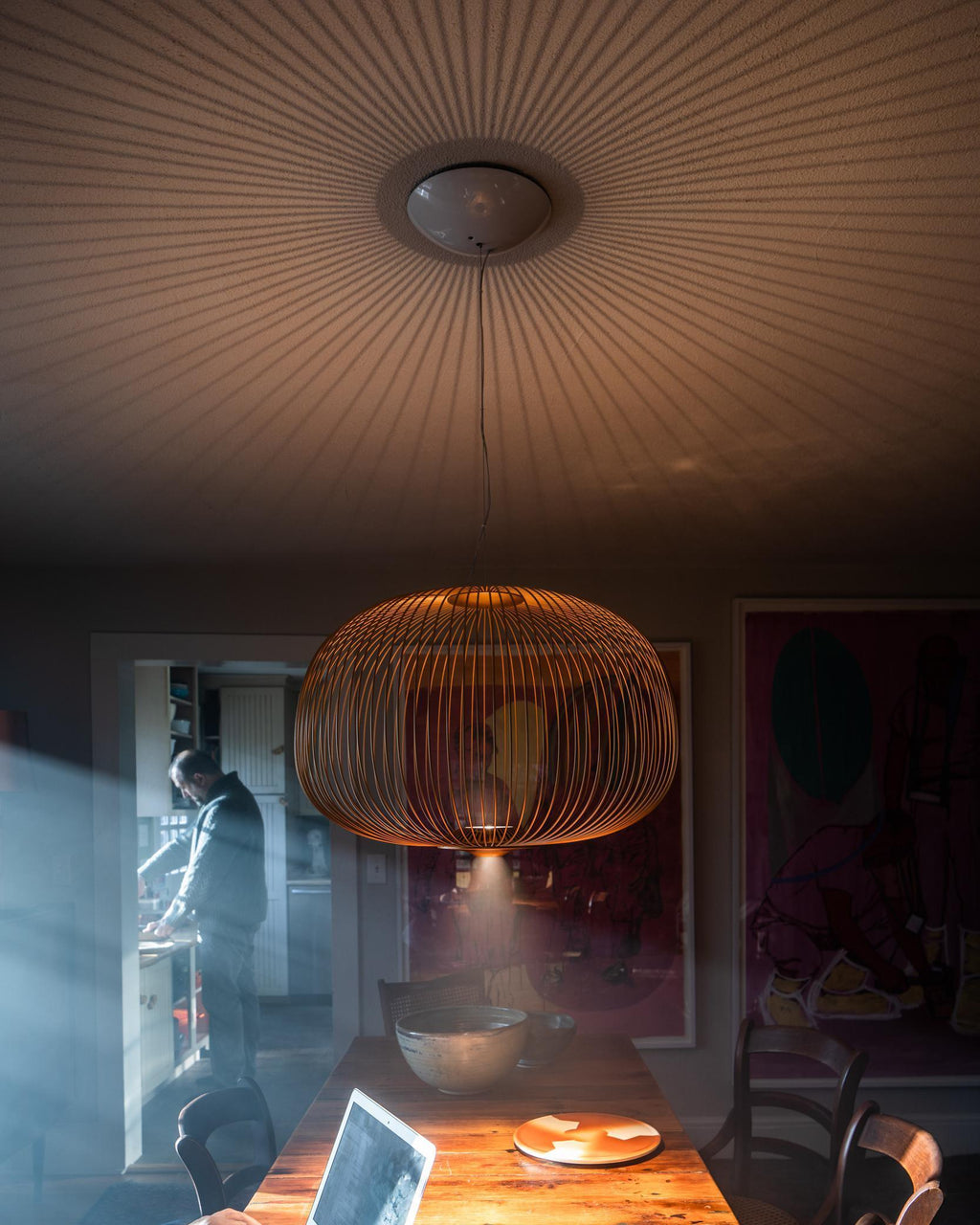 Lightweight Spokes Cage Pendant Lamp