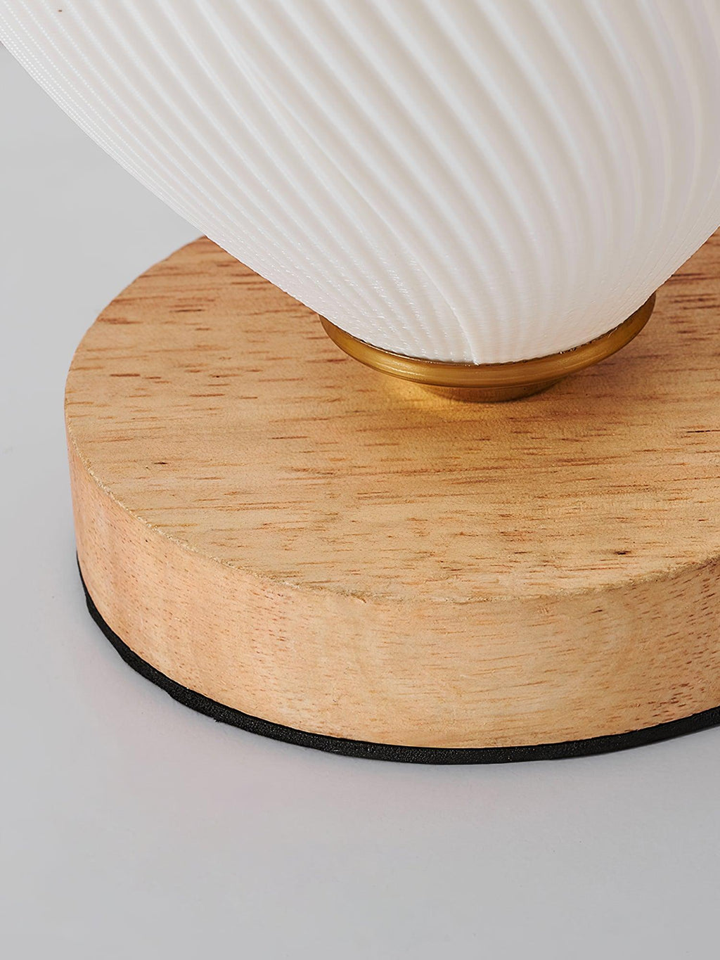 Willy Flower Bud Table Lamp