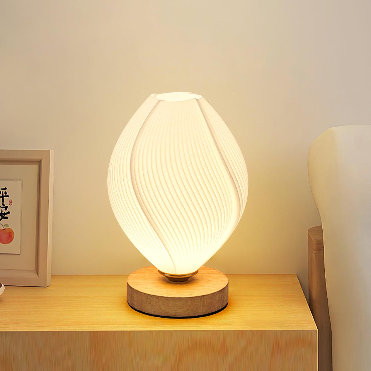 Willy Flower Bud Table Lamp