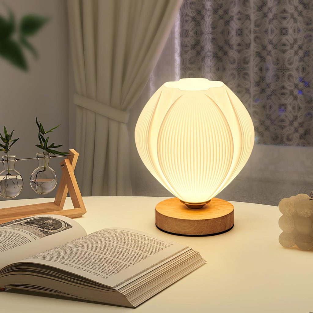 Willy Flower Bud Table Lamp