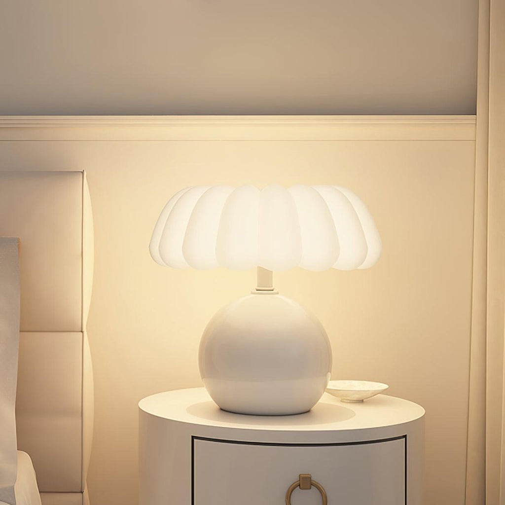 Willy Mushroom Table Lamp