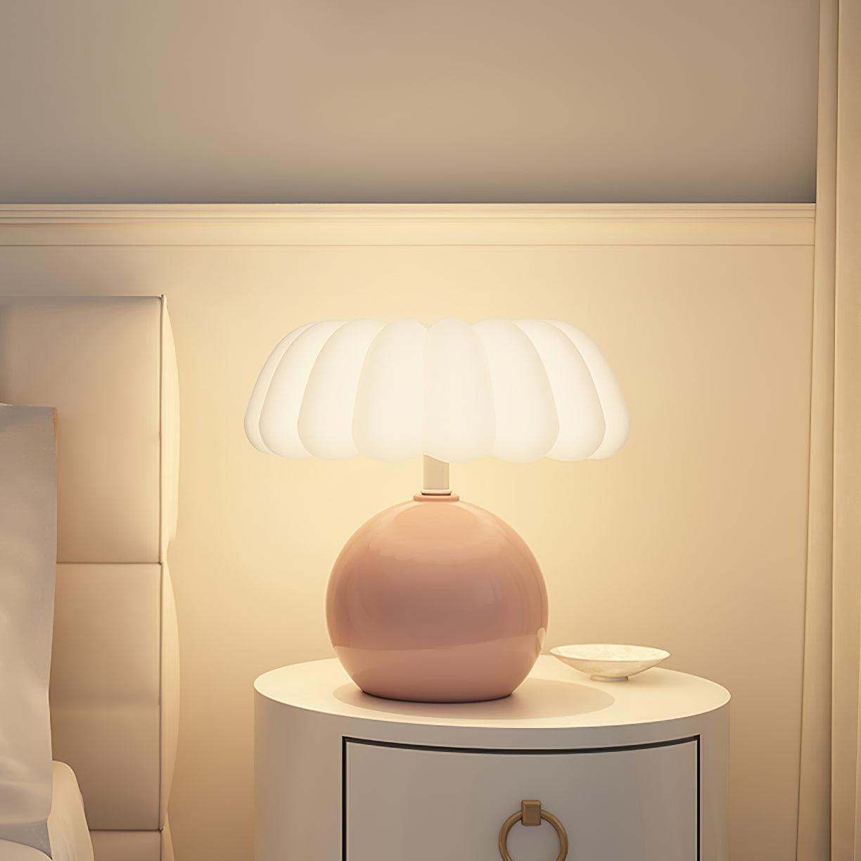 Willy Mushroom Table Lamp