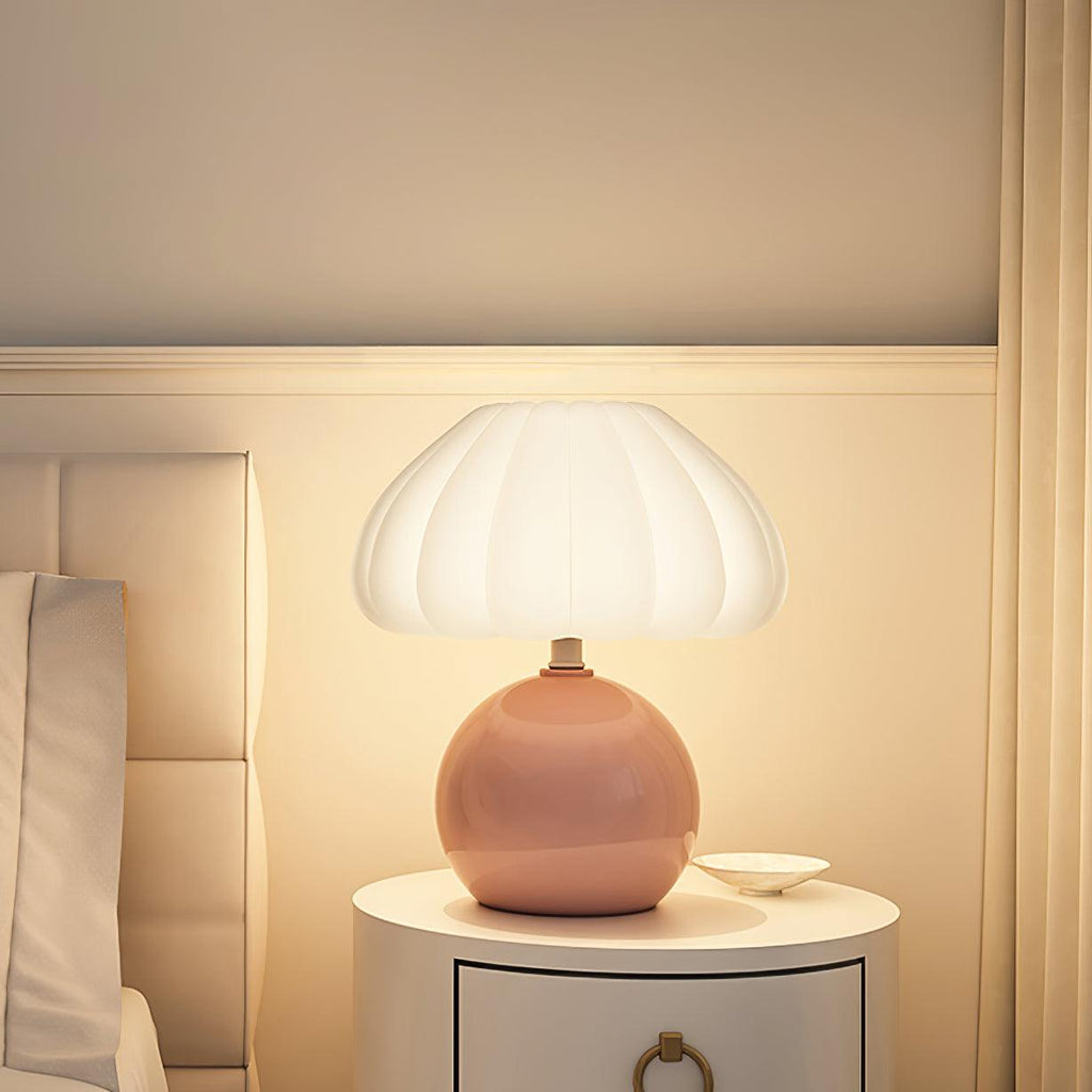 Willy Mushroom Table Lamp