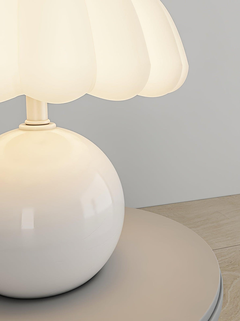 Willy Mushroom Table Lamp