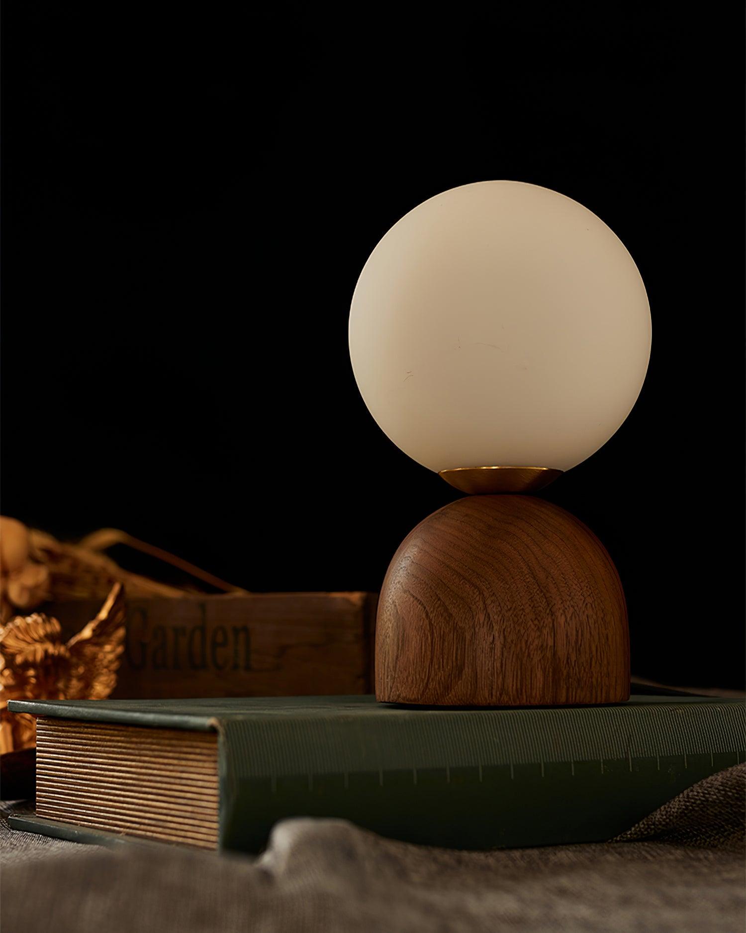 Wood Knuckle Table Lamp