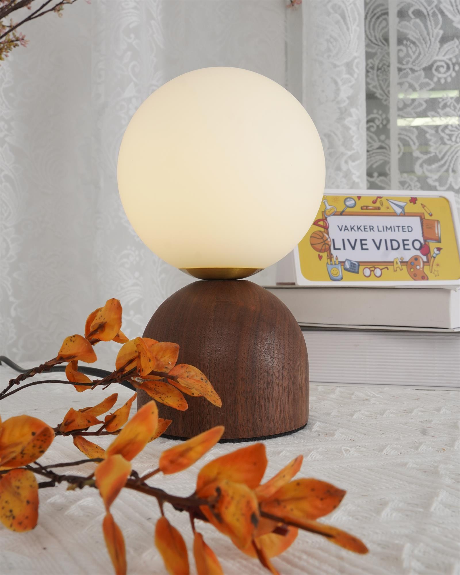 Wood Knuckle Table Lamp